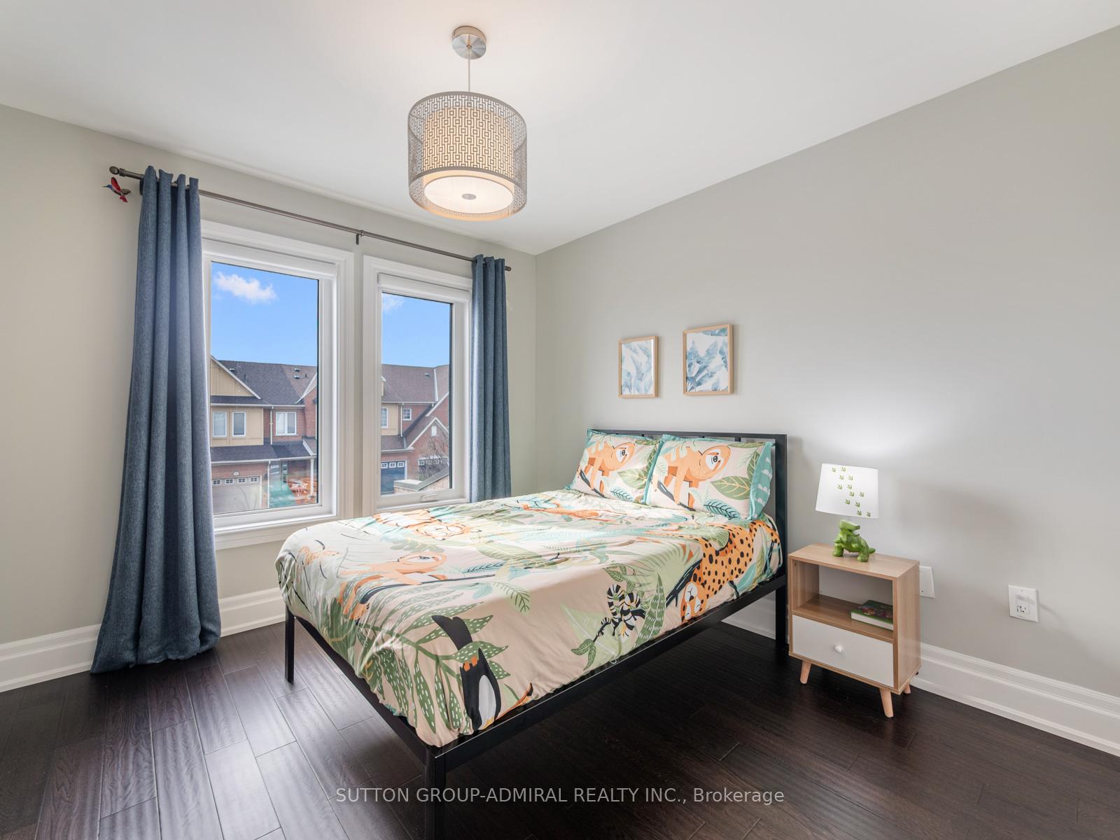 Photo 24 of 29 Daniel Reaman Crescent, Vaughan, Patterson — HOMEH