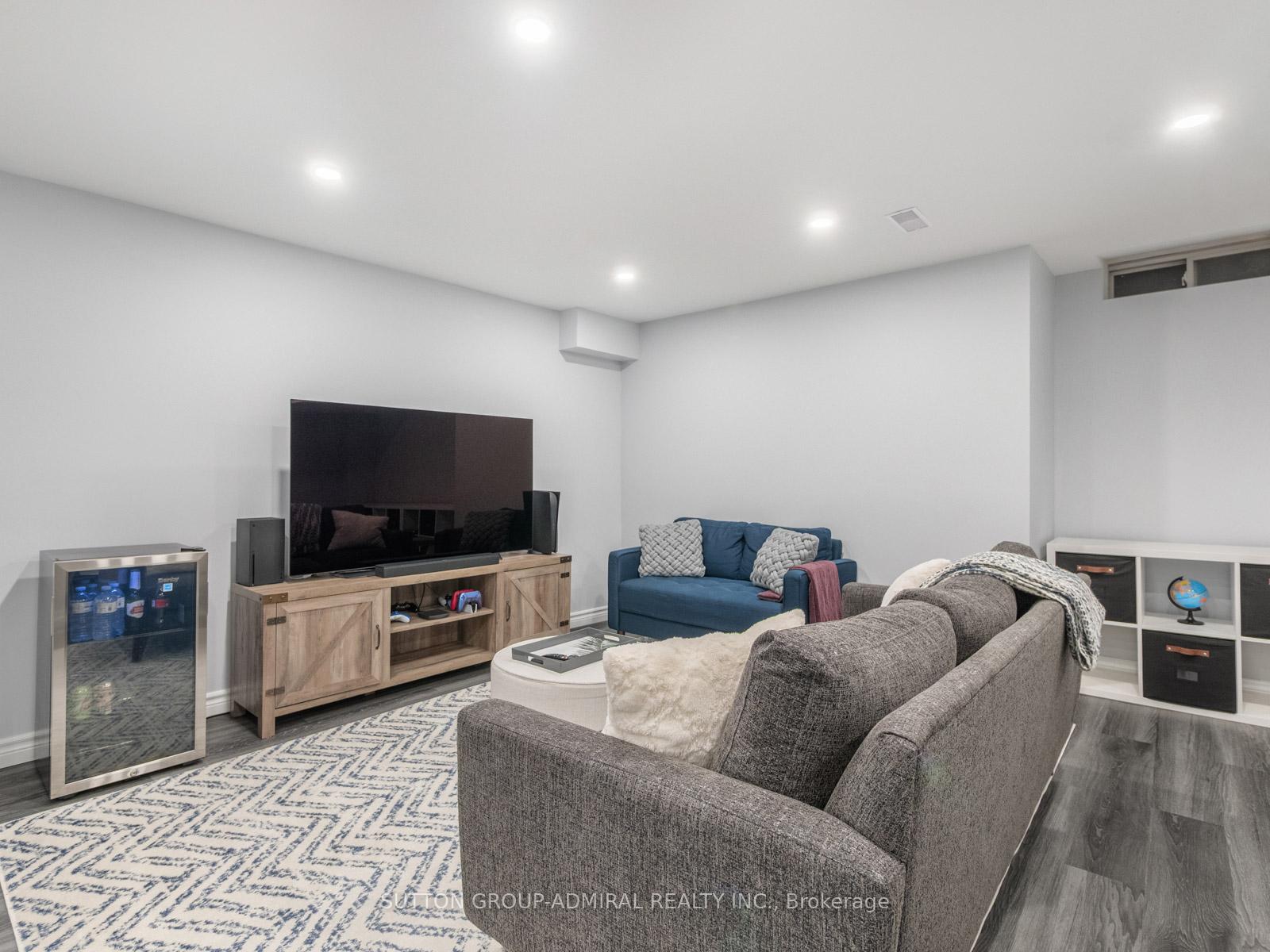 Photo 33 of 29 Daniel Reaman Crescent, Vaughan, Patterson — HOMEH