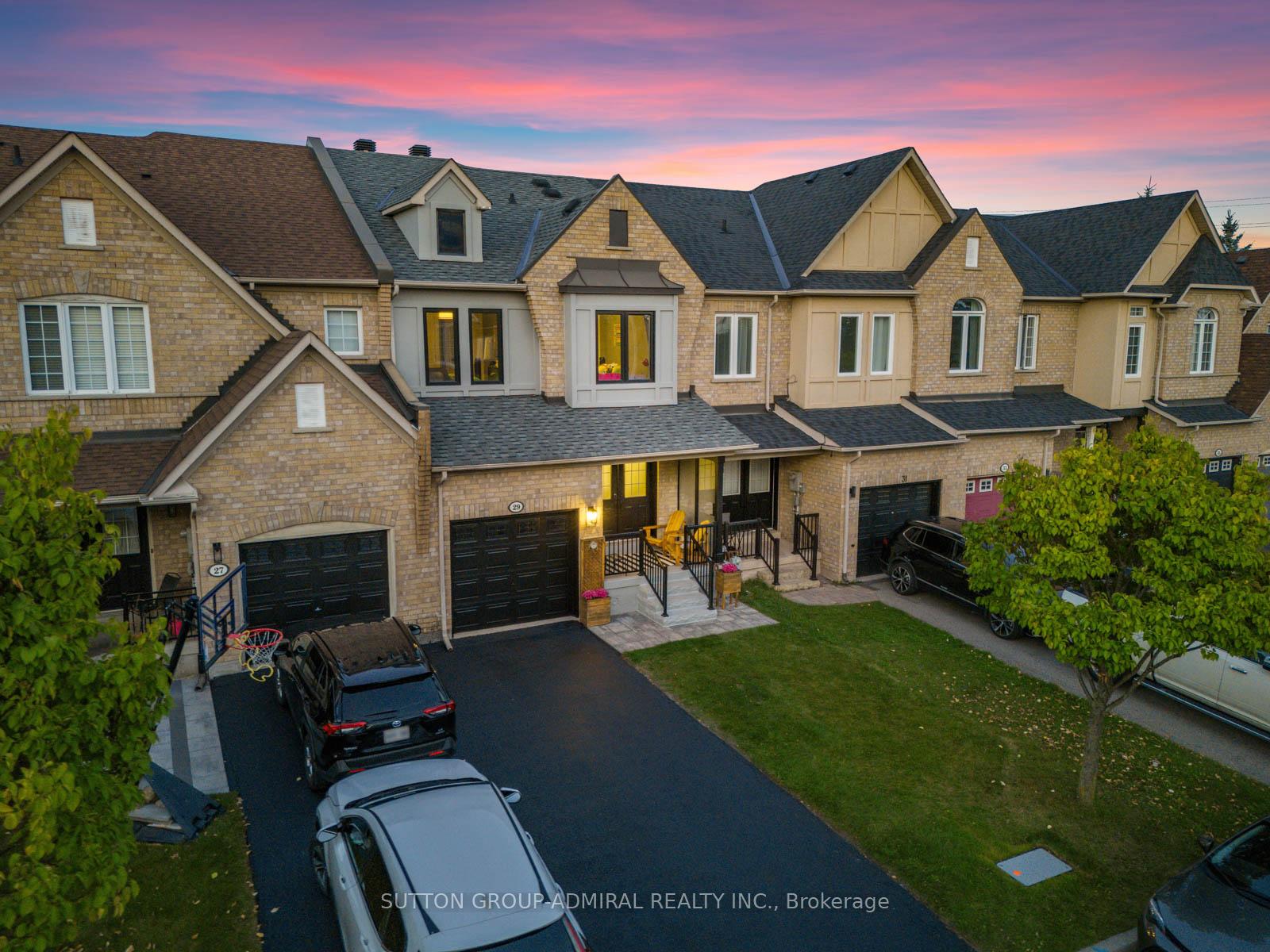 Photo 42 of 29 Daniel Reaman Crescent, Vaughan, Patterson — HOMEH