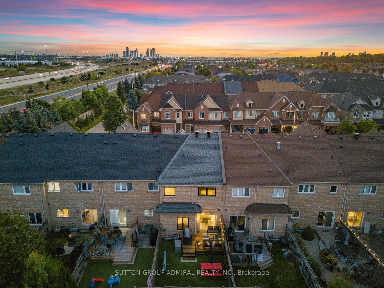 Photo 46 of 29 Daniel Reaman Crescent, Vaughan, Patterson — HOMEH