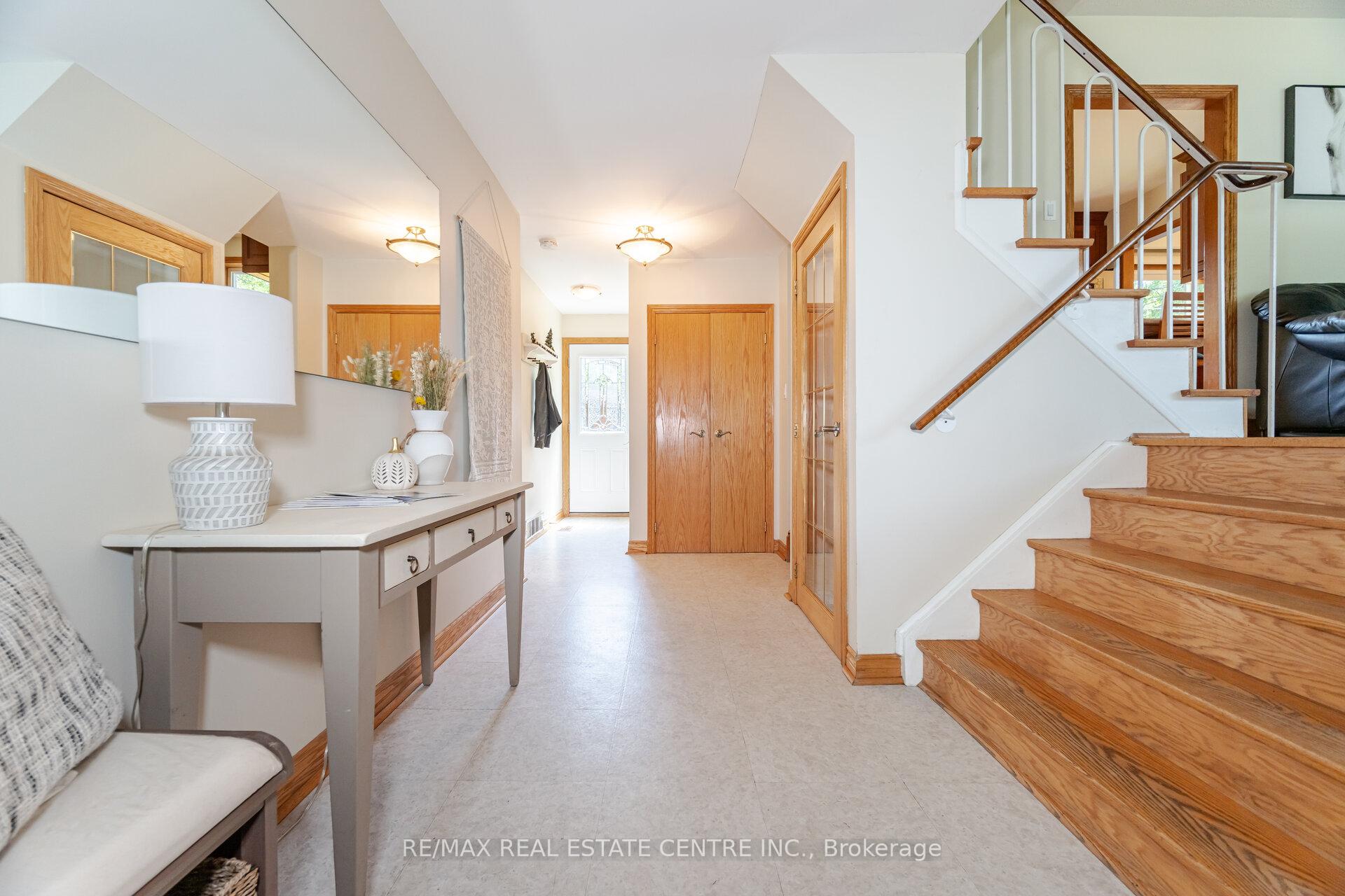Photo 13 of 45 Core Crescent, Brampton, Brampton East — HOMEH