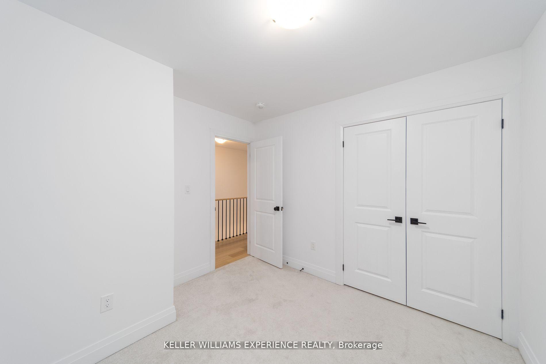 Photo 12 of 137 Turnberry Lane, Barrie, Painswick South — HOMEH