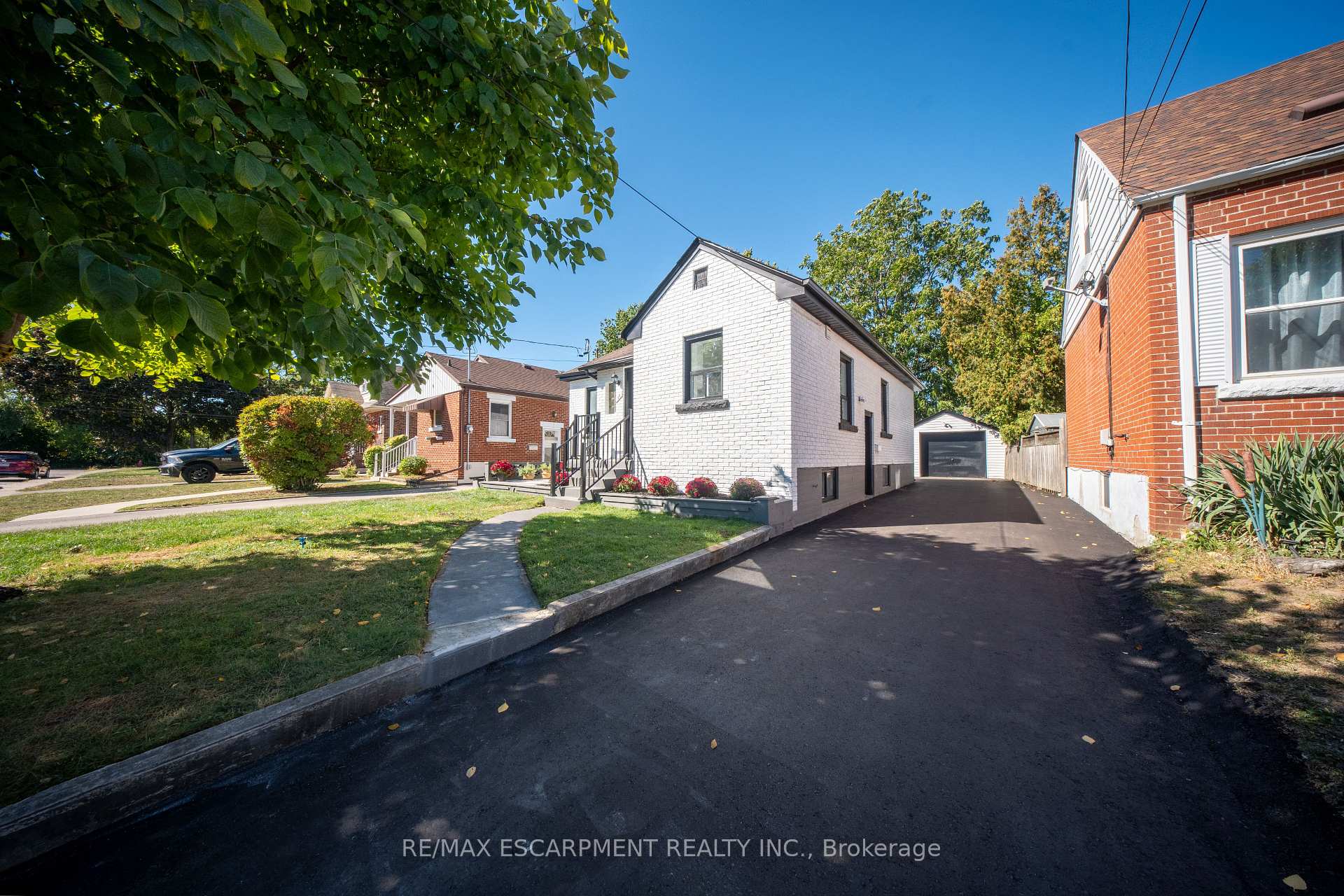 Photo 1 of 48 Woodbridge Road, Hamilton, Rosedale — HOMEH