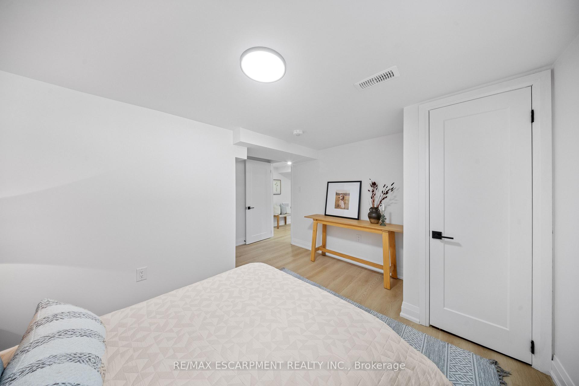 Photo 27 of 48 Woodbridge Road, Hamilton, Rosedale — HOMEH