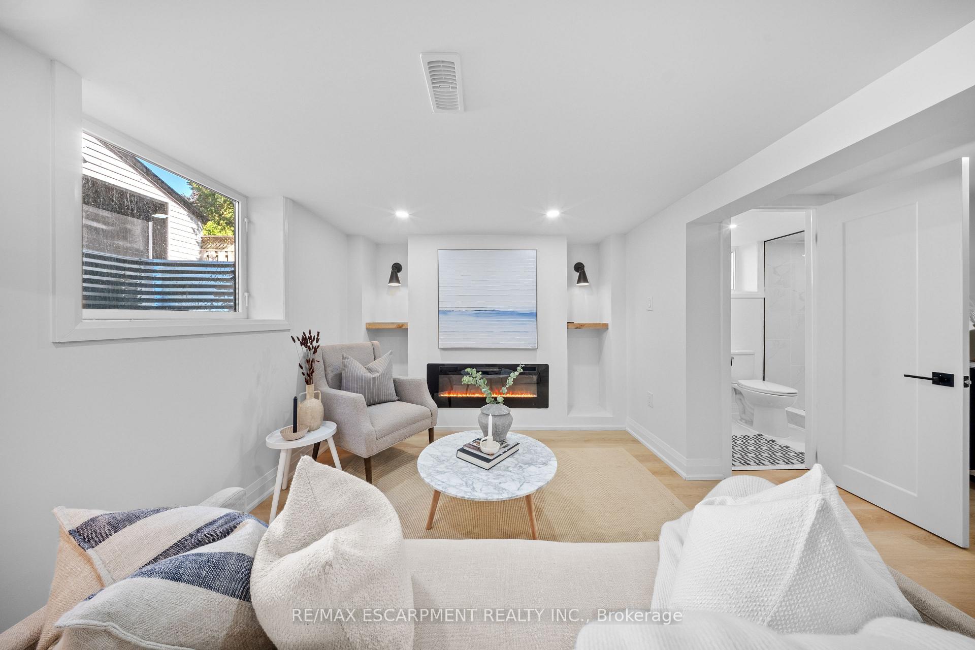 Photo 35 of 48 Woodbridge Road, Hamilton, Rosedale — HOMEH