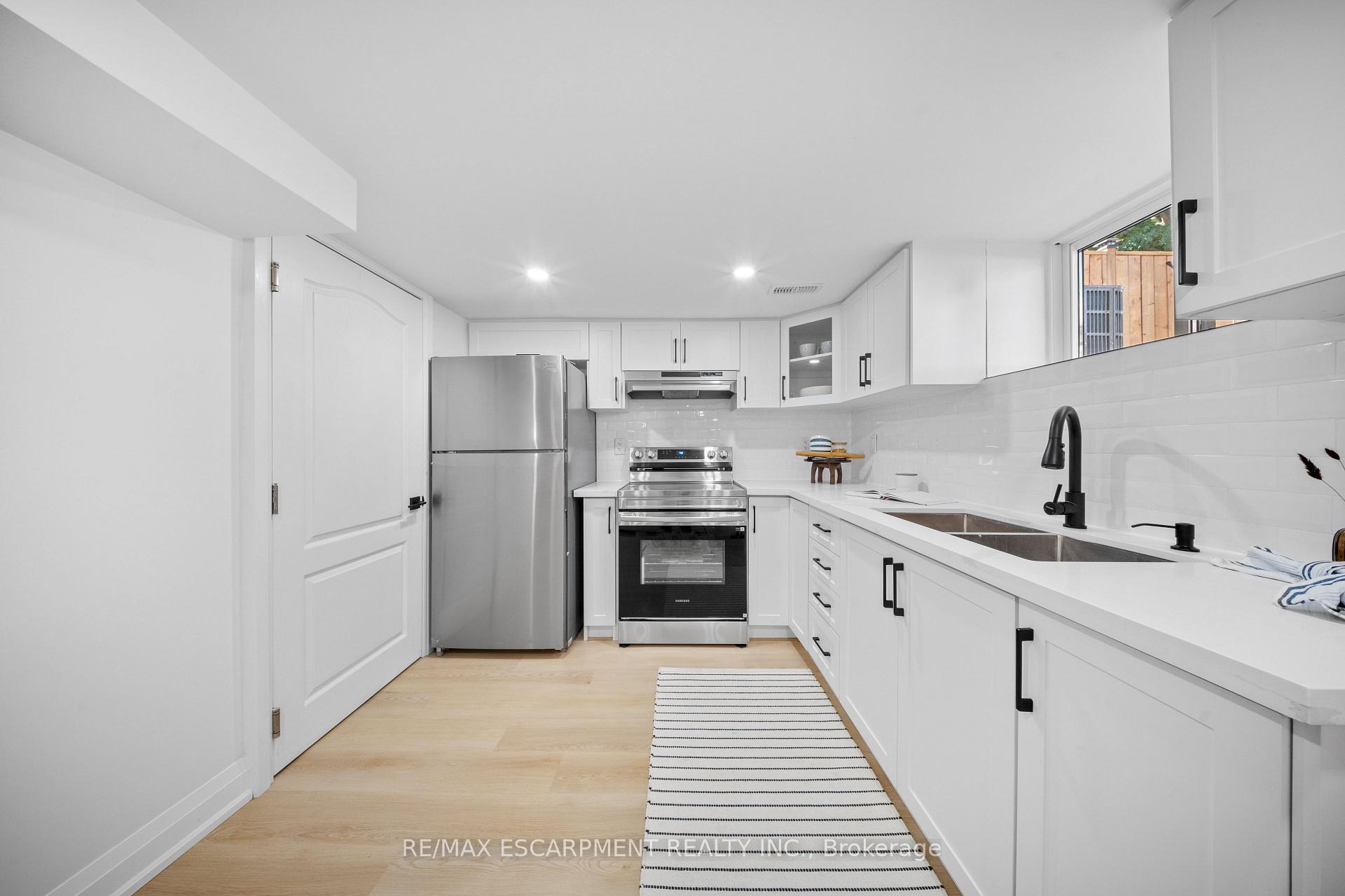 Photo 38 of 48 Woodbridge Road, Hamilton, Rosedale — HOMEH