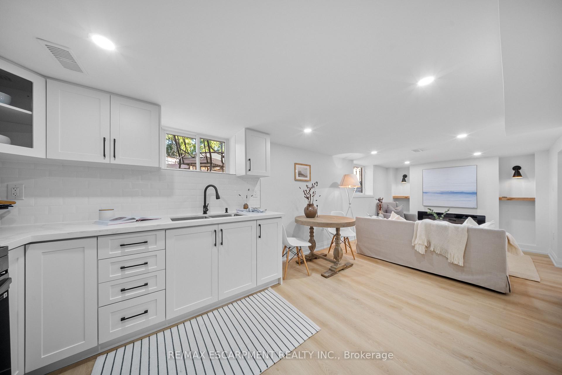 Photo 39 of 48 Woodbridge Road, Hamilton, Rosedale — HOMEH