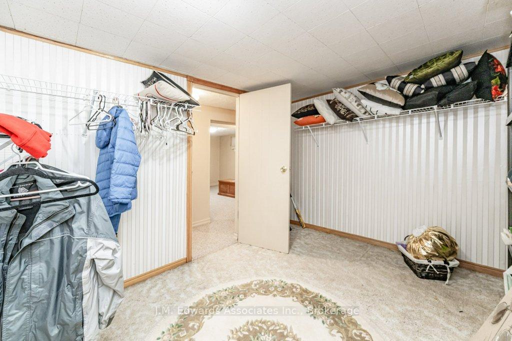 Photo 2 of 481 Townsend Avenue, Burlington, LaSalle — HOMEH