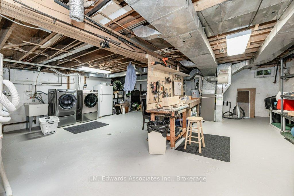 Photo 3 of 481 Townsend Avenue, Burlington, LaSalle — HOMEH