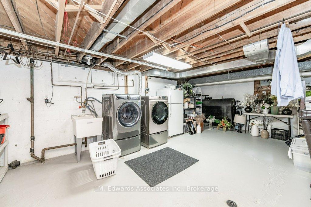 Photo 4 of 481 Townsend Avenue, Burlington, LaSalle — HOMEH