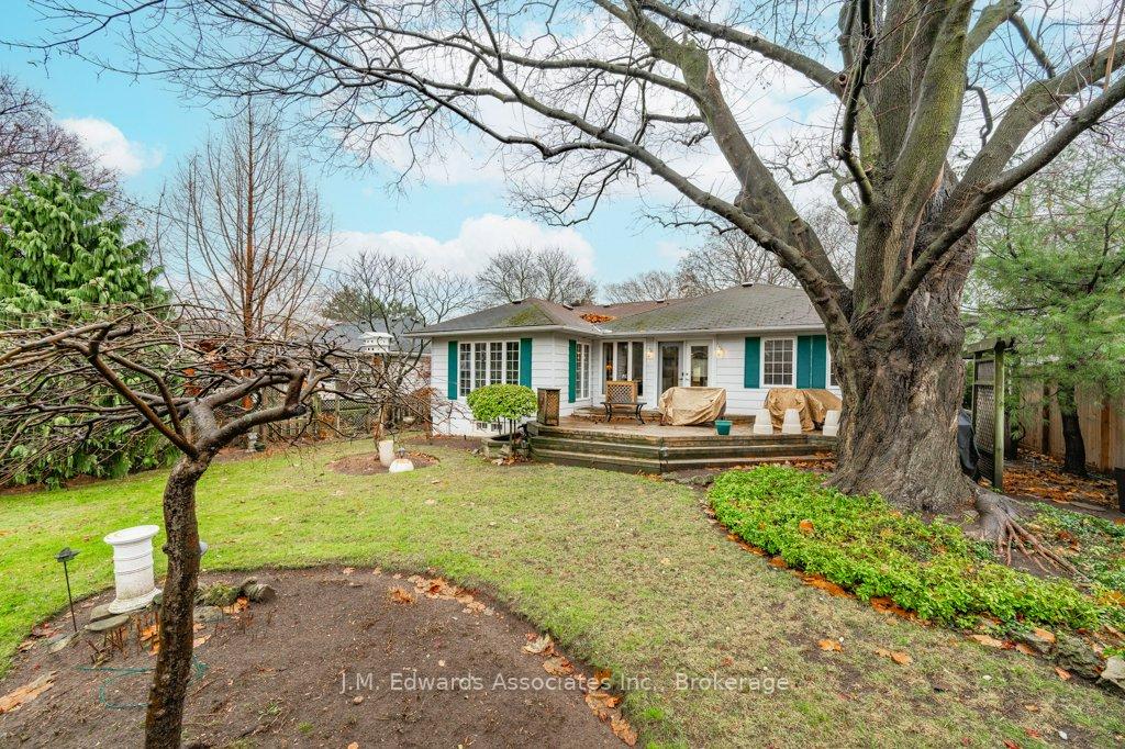 Photo 8 of 481 Townsend Avenue, Burlington, LaSalle — HOMEH