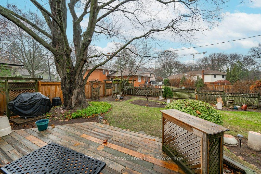 Photo 9 of 481 Townsend Avenue, Burlington, LaSalle — HOMEH