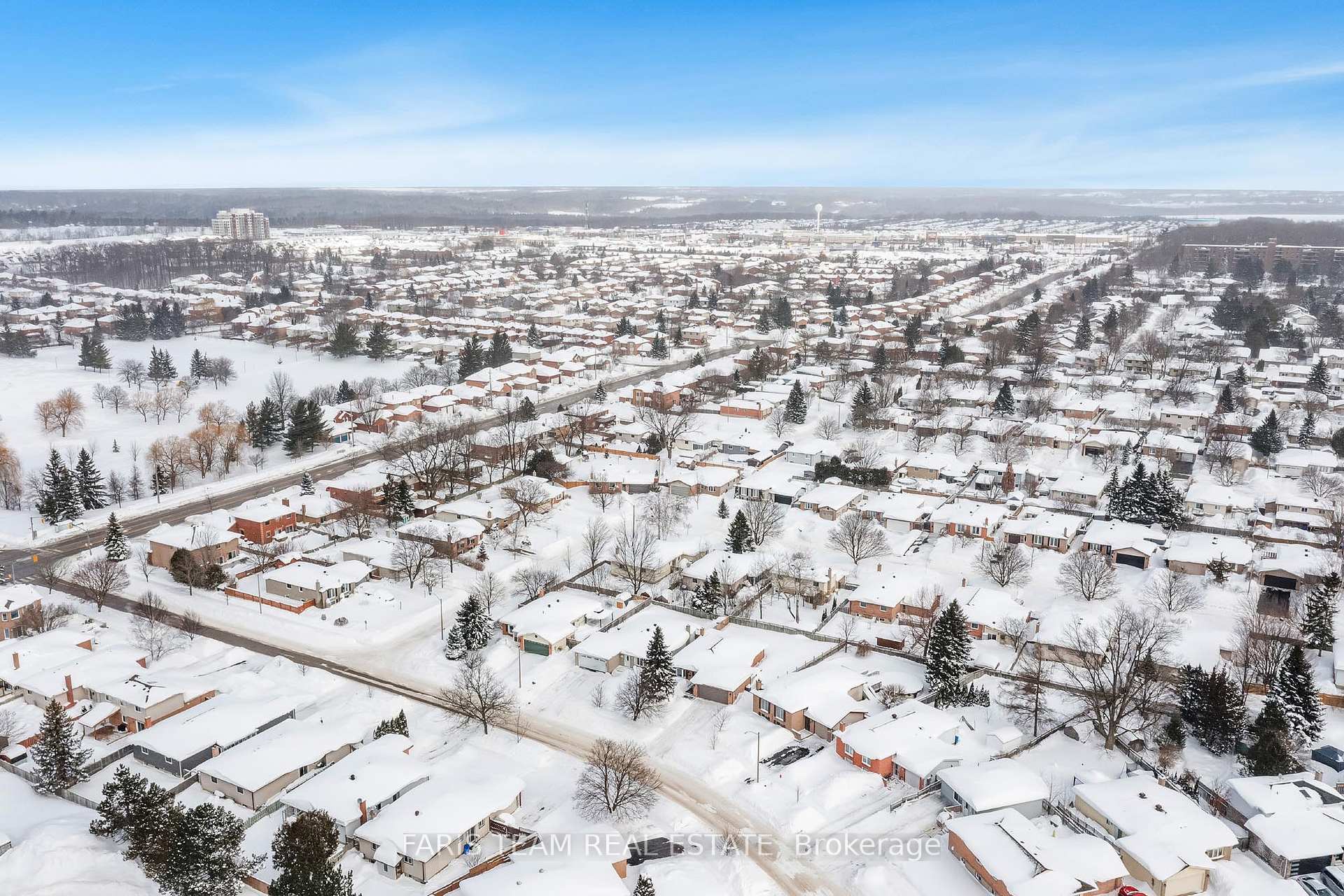 Photo 17 of 9 Ford Street, Barrie, Sunnidale — HOMEH
