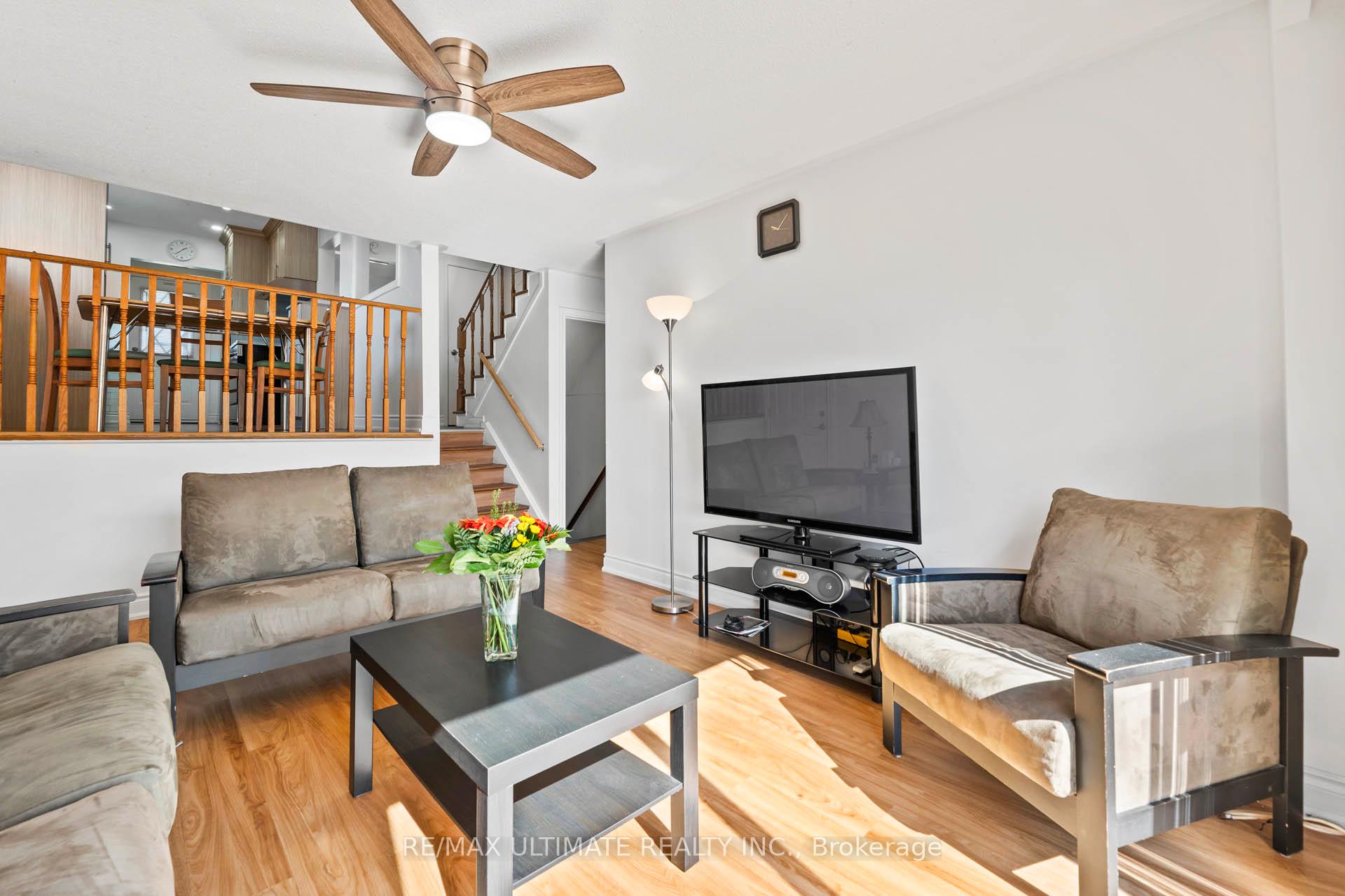 Photo 20 of 33 Forsythia Road, Brampton, Southgate — HOMEH