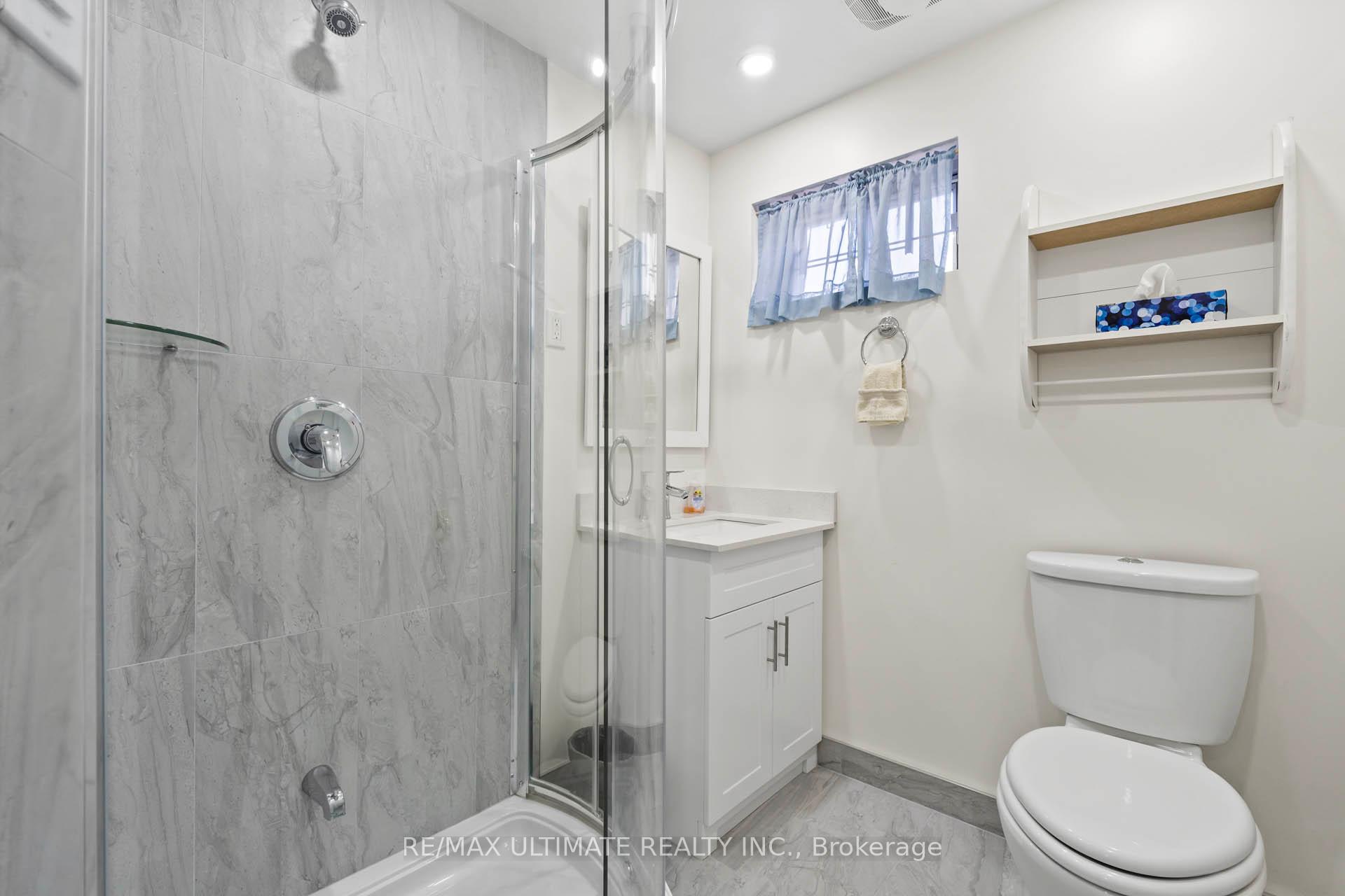 Photo 25 of 33 Forsythia Road, Brampton, Southgate — HOMEH