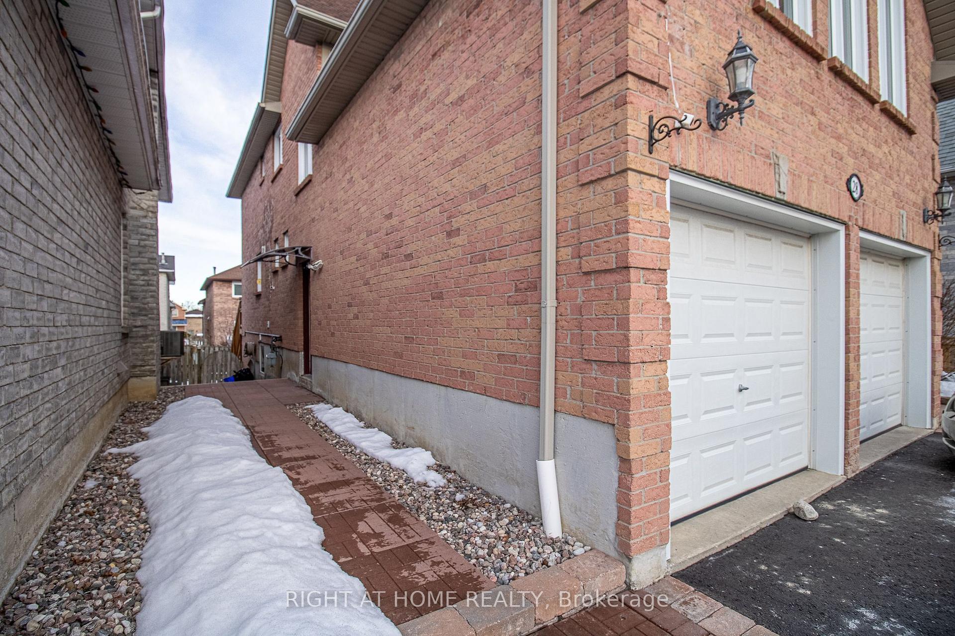 Photo 2 of Unit Basement, 28 Mullen Drive, Ajax, Central West — HOMEH