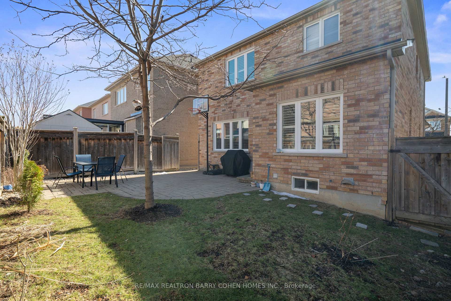 Photo 46 of 92 Capera Drive, Vaughan, Vellore Village — HOMEH