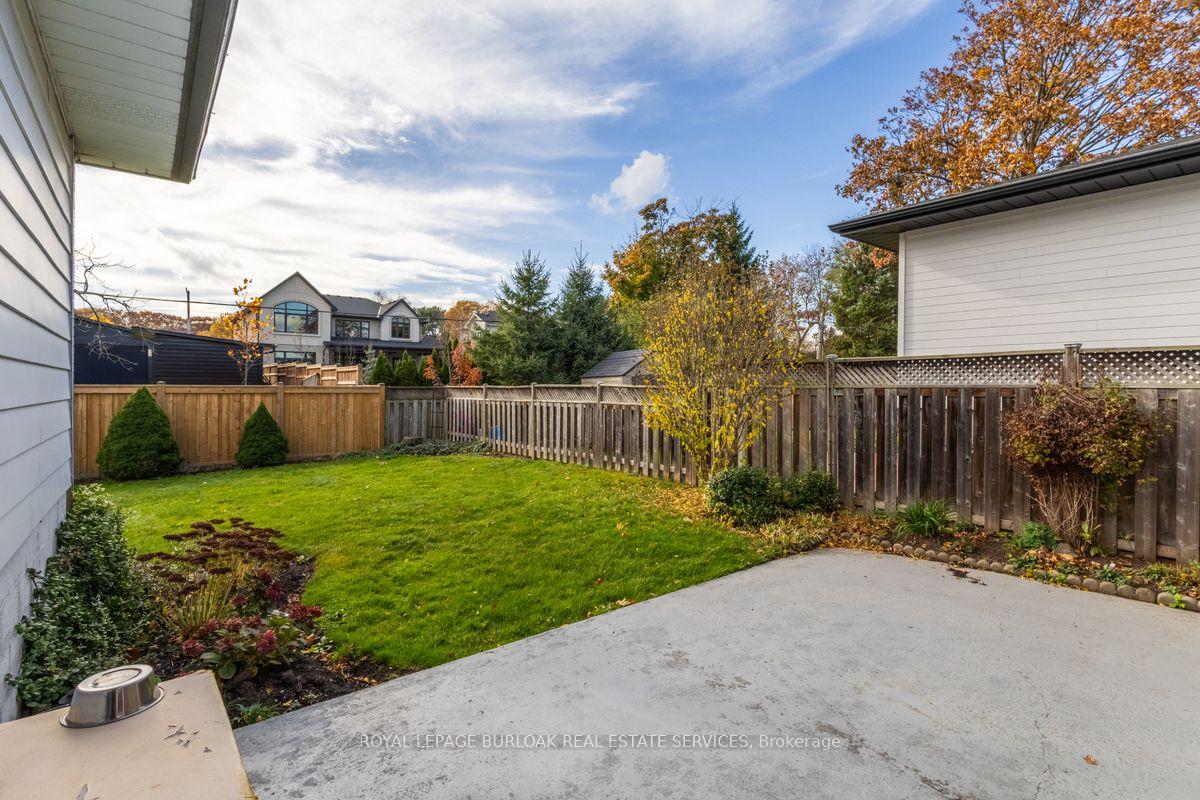 Photo 33 of 330 Tuck Drive, Burlington, Shoreacres — HOMEH