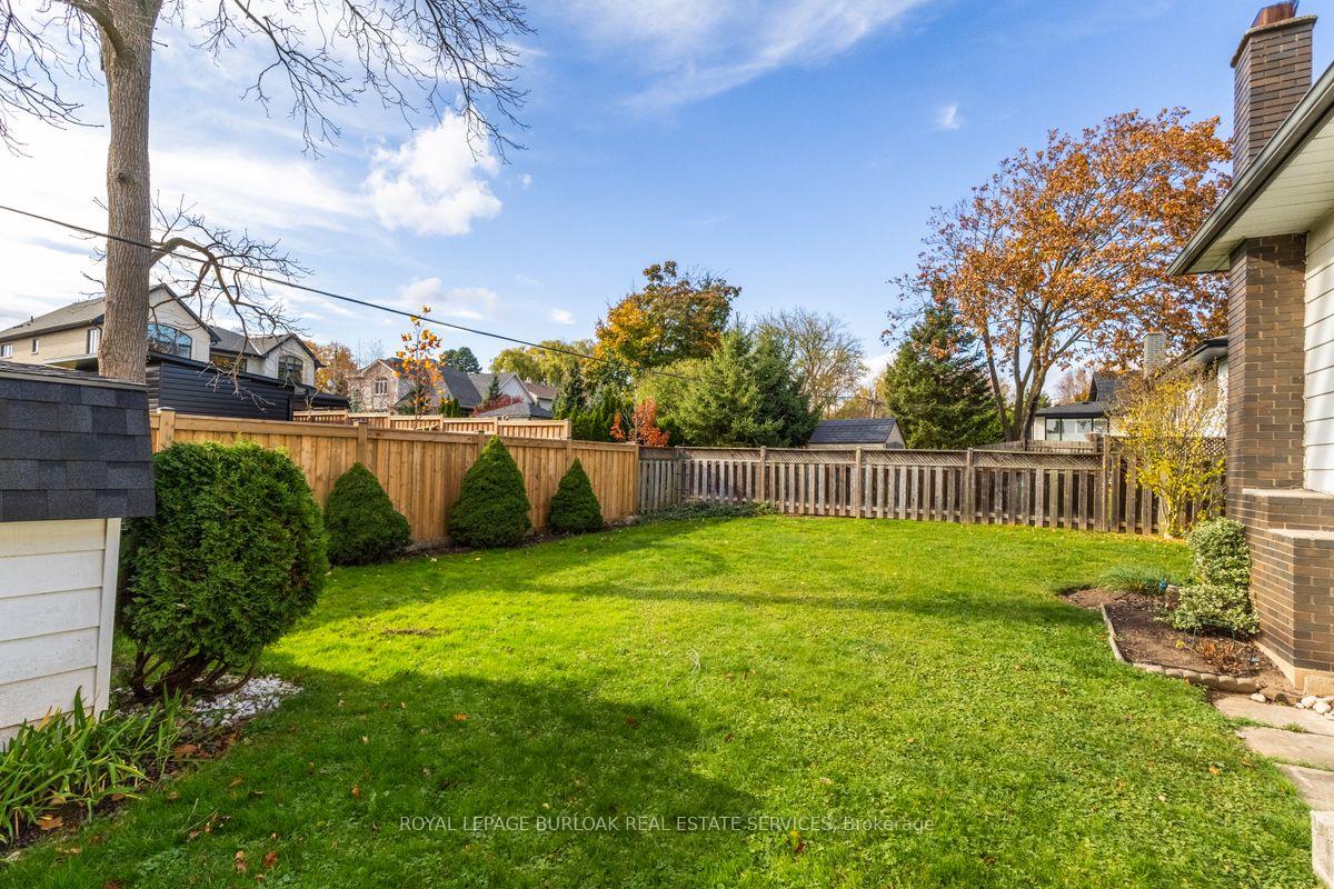 Photo 37 of 330 Tuck Drive, Burlington, Shoreacres — HOMEH