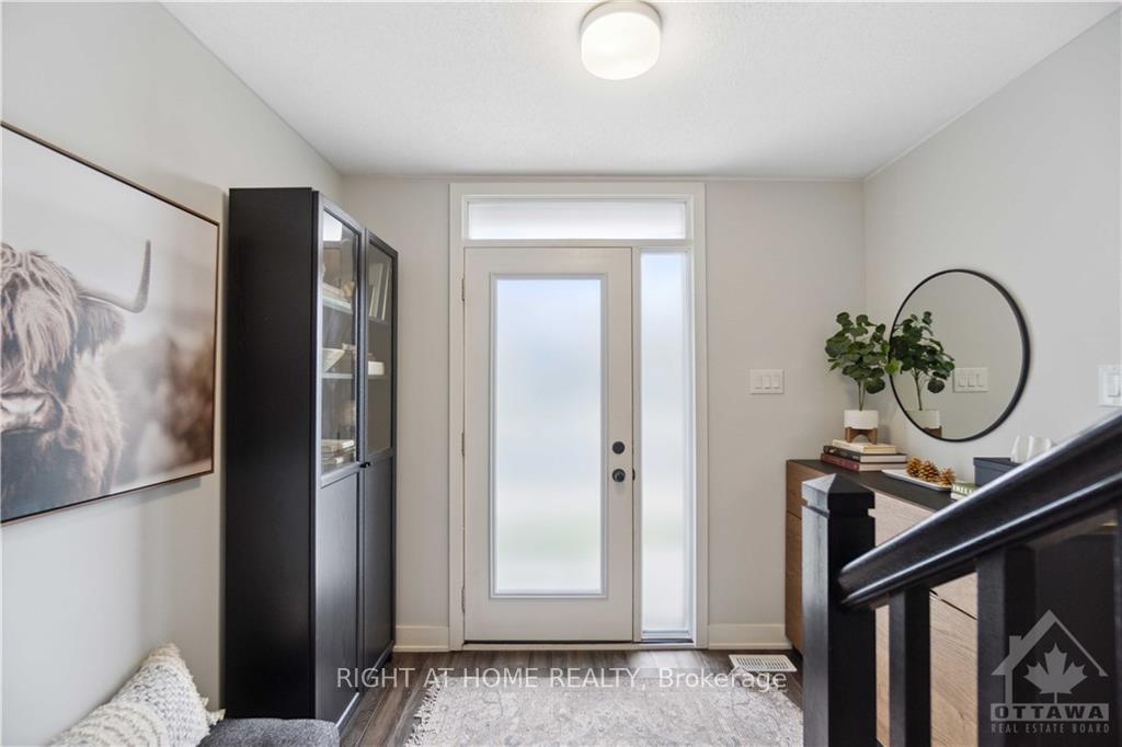 Photo 2 of 1028 Apolune Street, Ottawa, Barrhaven - Half Moon Bay — HOMEH