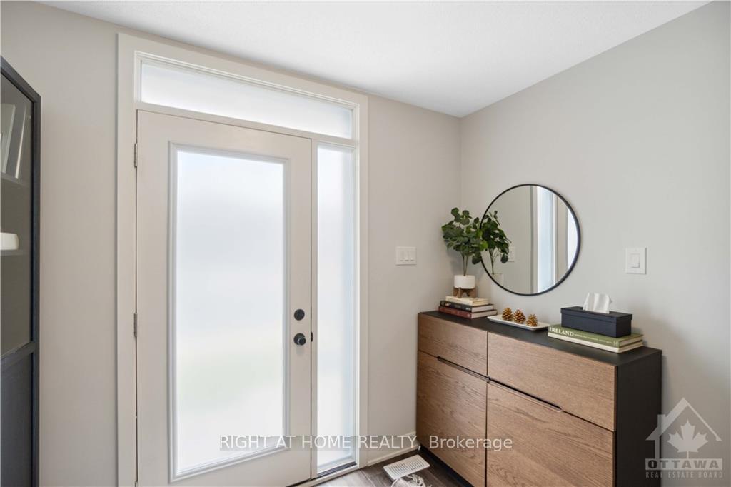Photo 3 of 1028 Apolune Street, Ottawa, Barrhaven - Half Moon Bay — HOMEH