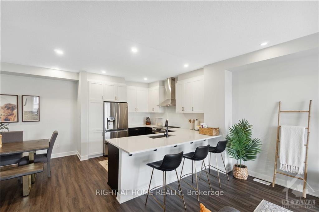 Photo 7 of 1028 Apolune Street, Ottawa, Barrhaven - Half Moon Bay — HOMEH