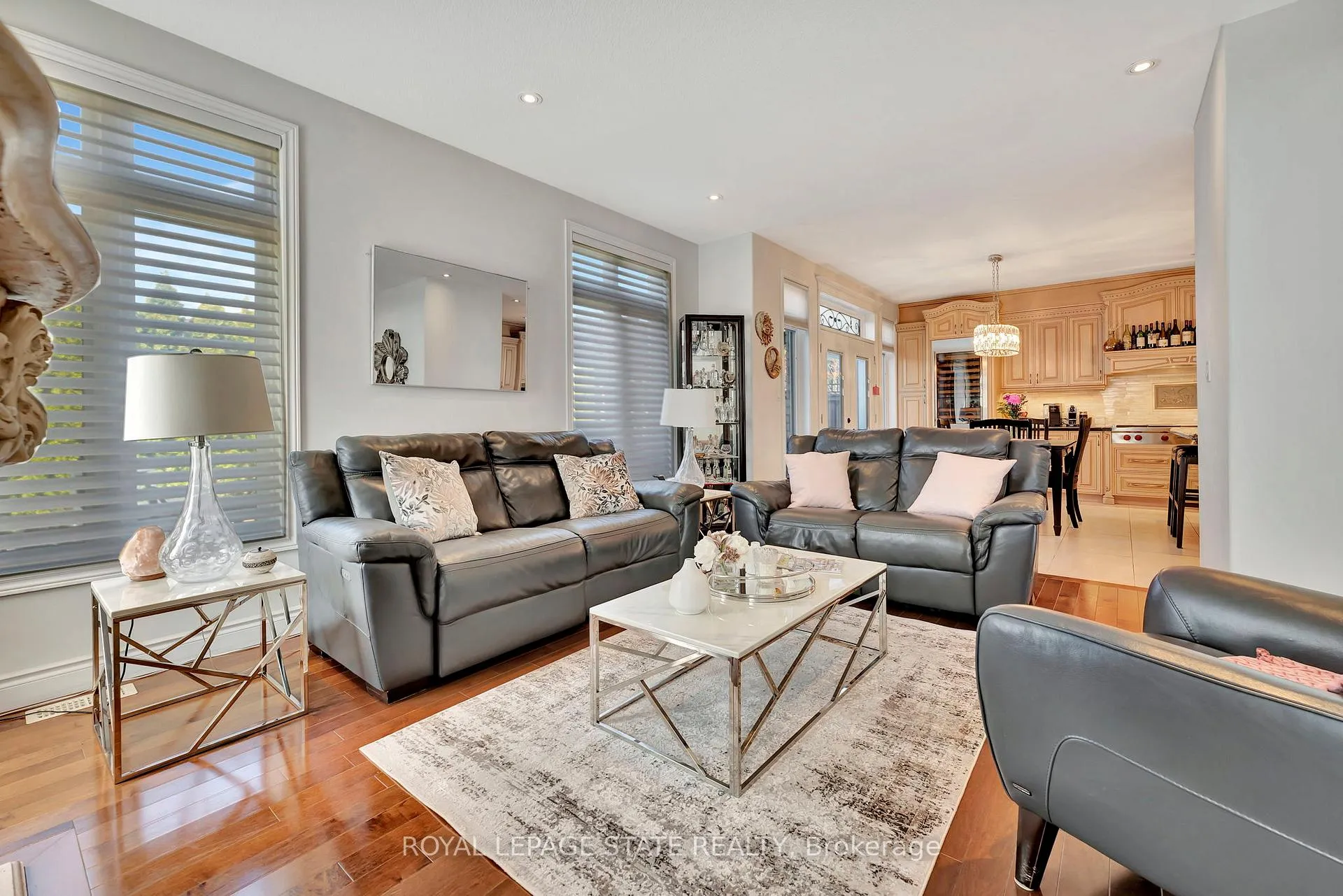 Photo 18 of 3 Rianna Court, Hamilton, Carpenter — HOMEH