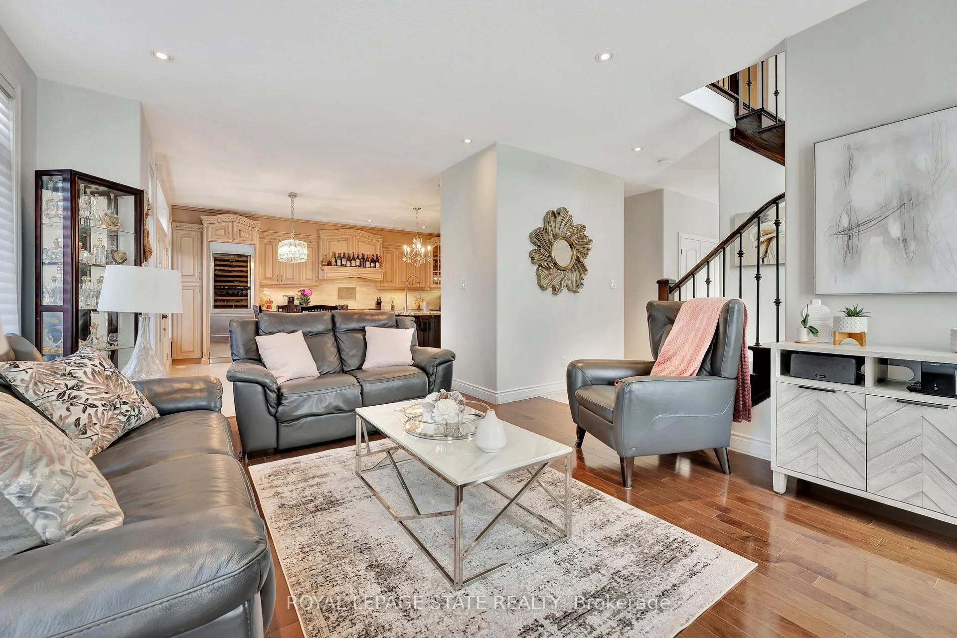Photo 19 of 3 Rianna Court, Hamilton, Carpenter — HOMEH