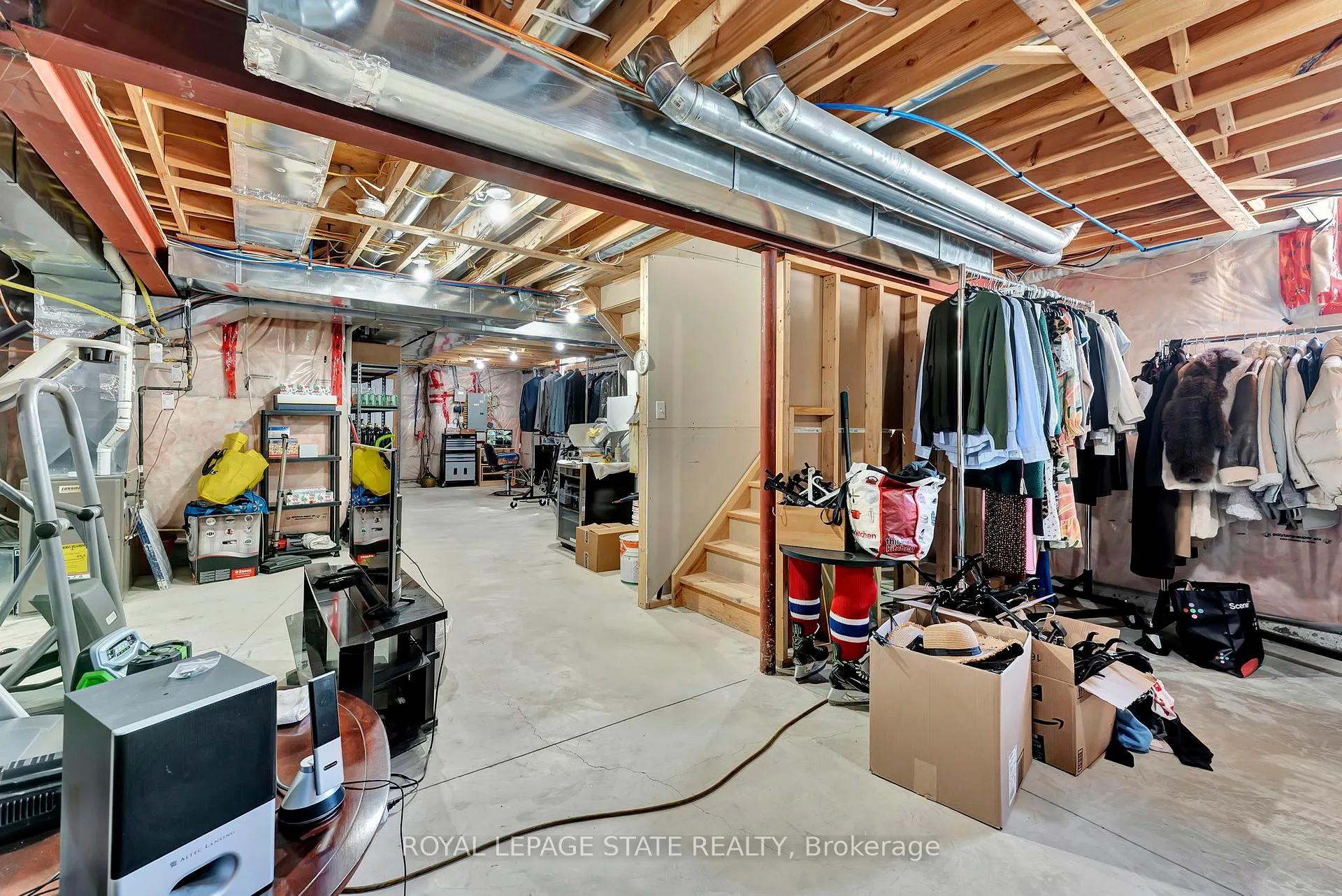 Photo 65 of 3 Rianna Court, Hamilton, Carpenter — HOMEH