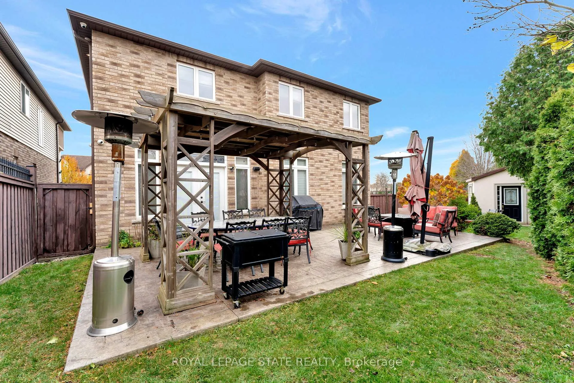 Photo 77 of 3 Rianna Court, Hamilton, Carpenter — HOMEH