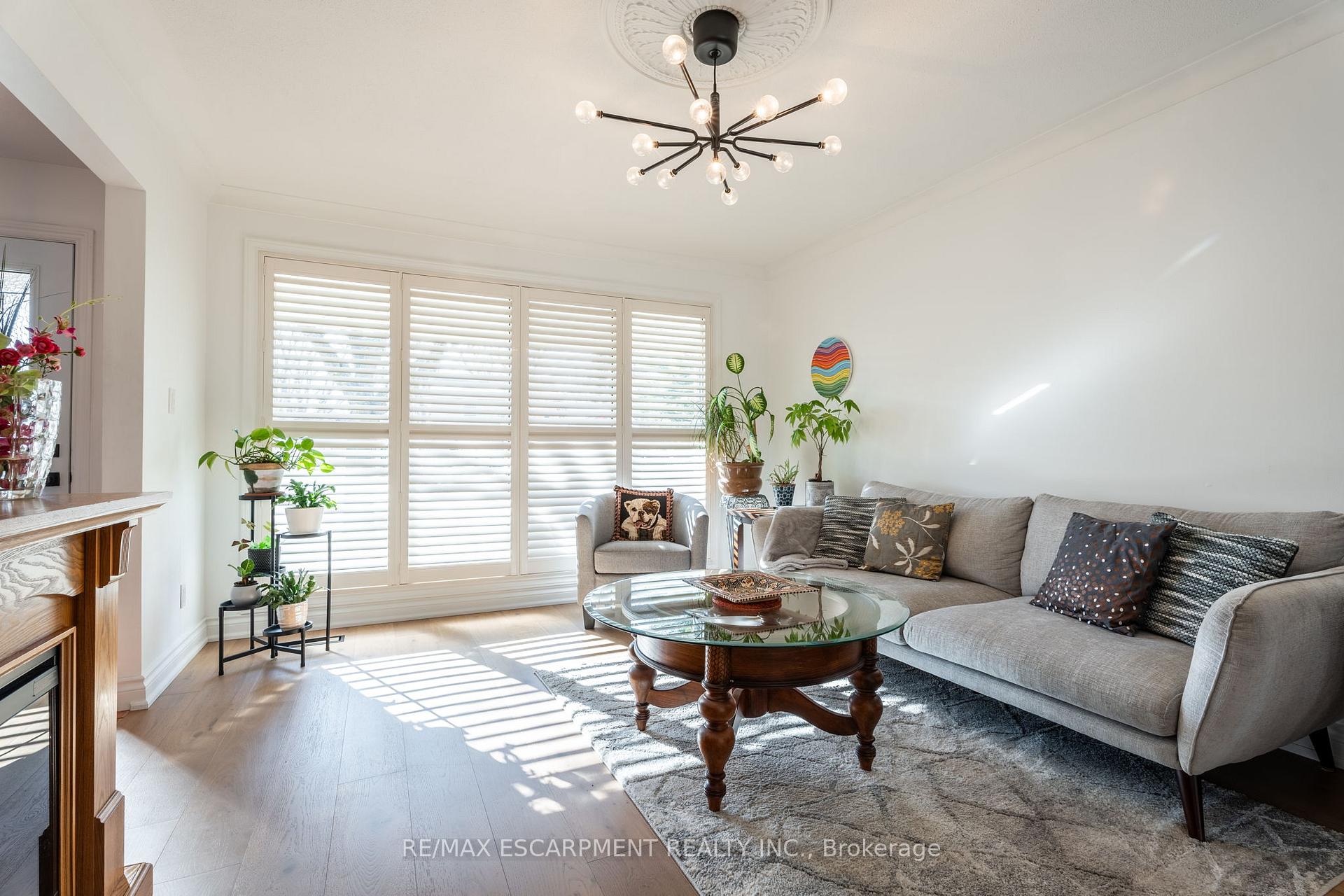 Photo 7 of 2014 Cavendish Drive, Burlington, Brant Hills — HOMEH