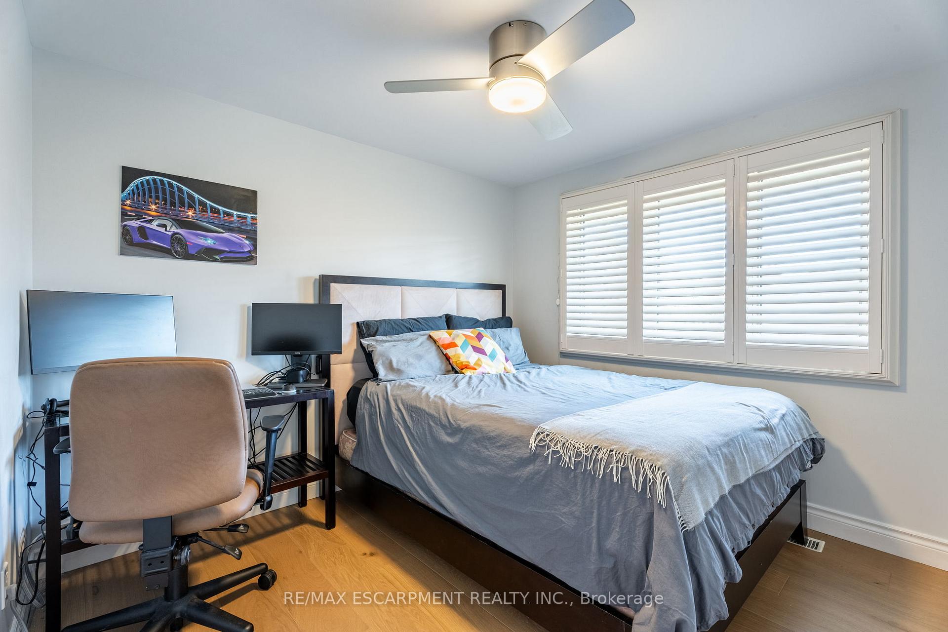 Photo 19 of 2014 Cavendish Drive, Burlington, Brant Hills — HOMEH