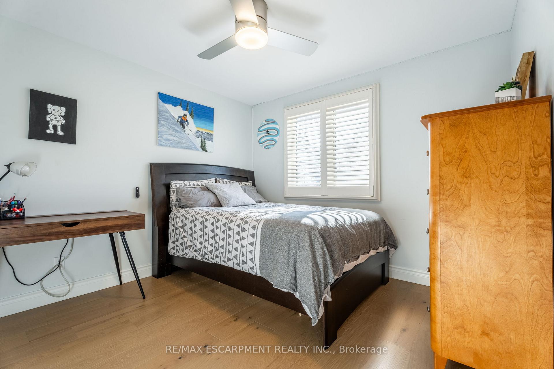 Photo 21 of 2014 Cavendish Drive, Burlington, Brant Hills — HOMEH