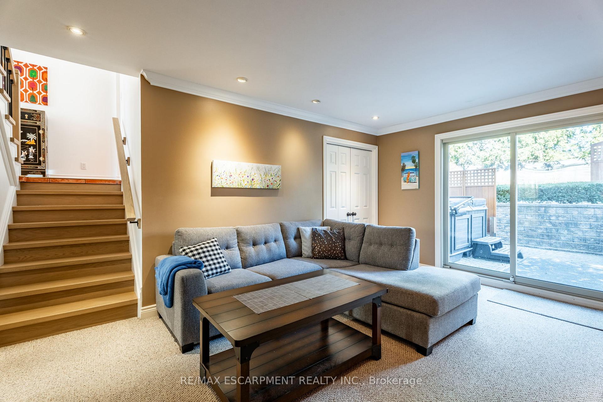 Photo 26 of 2014 Cavendish Drive, Burlington, Brant Hills — HOMEH