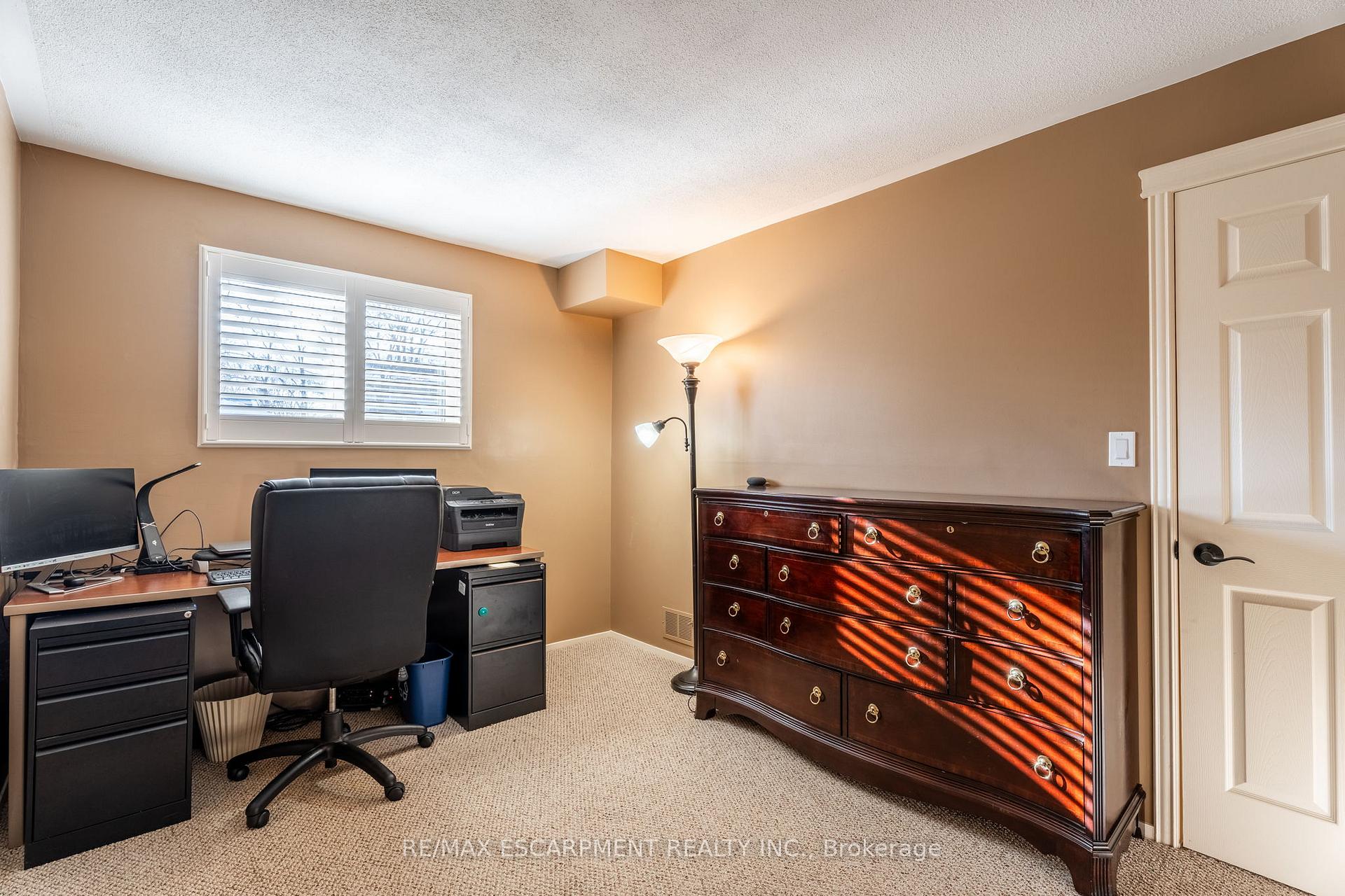 Photo 30 of 2014 Cavendish Drive, Burlington, Brant Hills — HOMEH