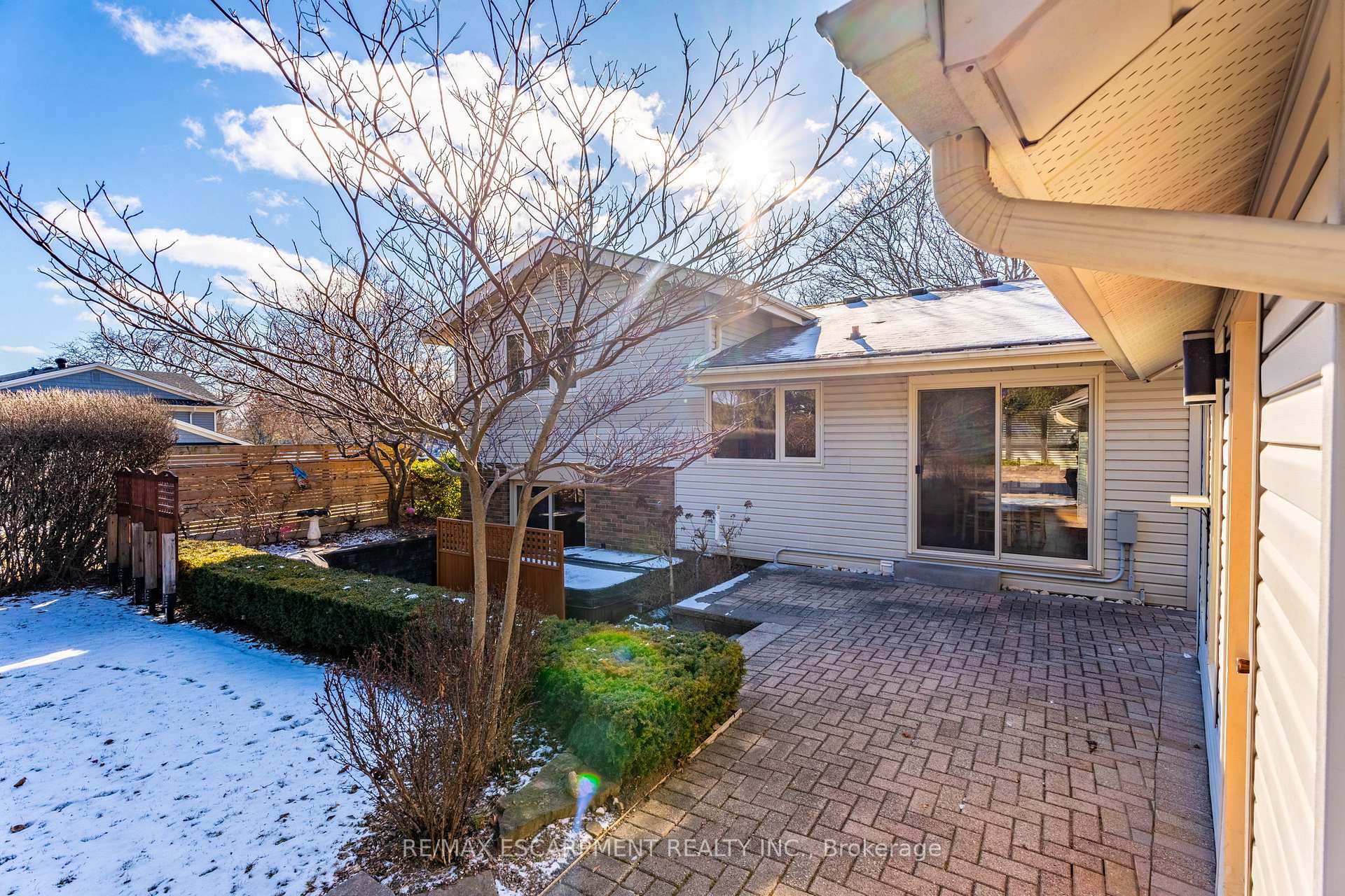 Photo 35 of 2014 Cavendish Drive, Burlington, Brant Hills — HOMEH