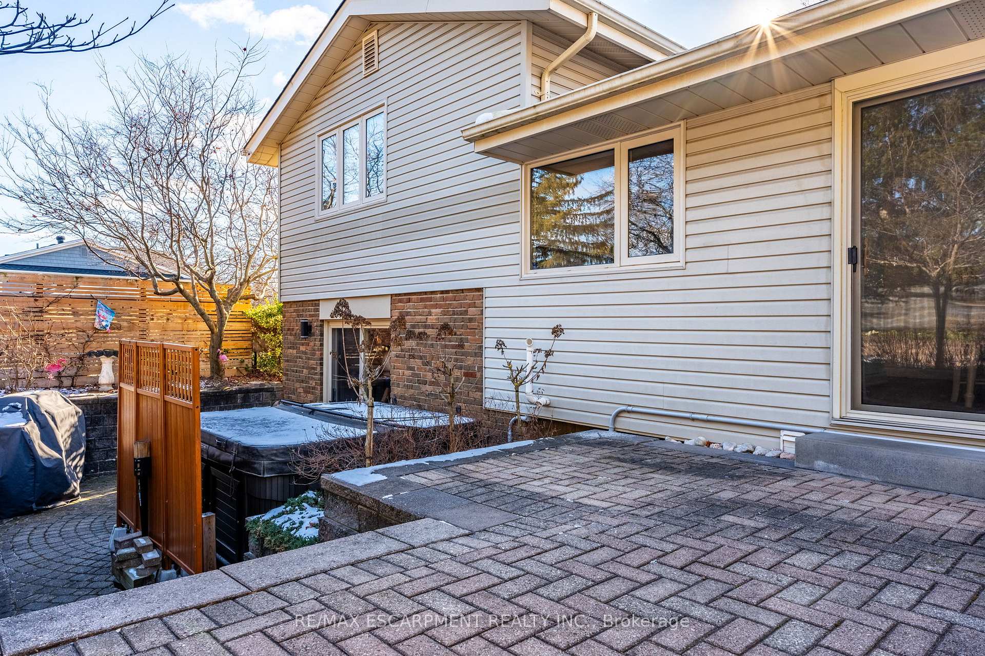 Photo 36 of 2014 Cavendish Drive, Burlington, Brant Hills — HOMEH