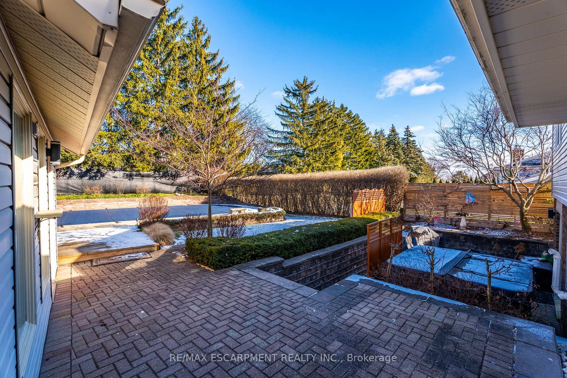 Photo 37 of 2014 Cavendish Drive, Burlington, Brant Hills — HOMEH