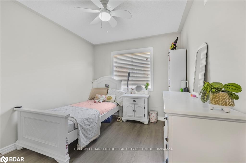 Photo 8 of 32 Jagges Drive, Barrie, Edgehill Drive — HOMEH