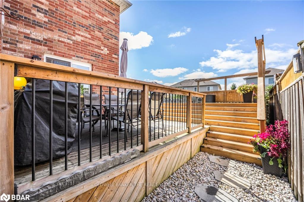 Photo 20 of 32 Jagges Drive, Barrie, Edgehill Drive — HOMEH