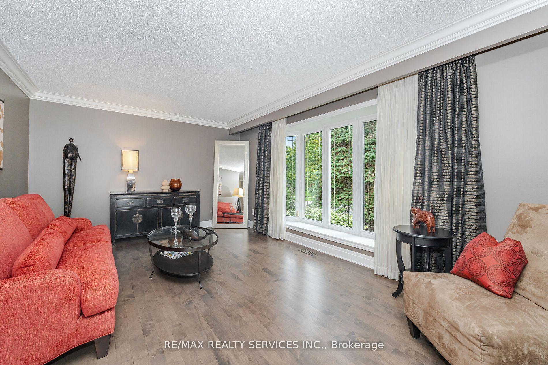 Photo 7 of 33 Carnforth Drive, Brampton, Snelgrove — HOMEH