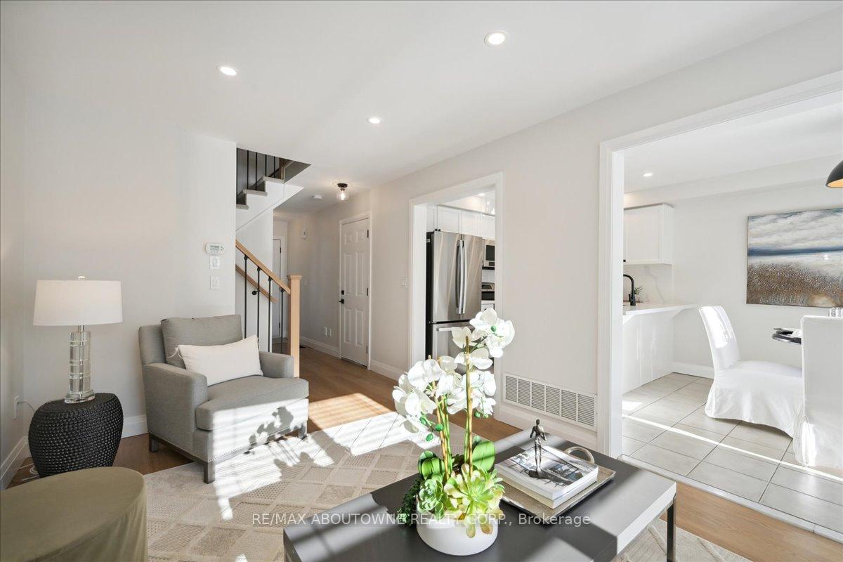 Photo 8 of 4880 Verdi Street, Burlington, Alton — HOMEH