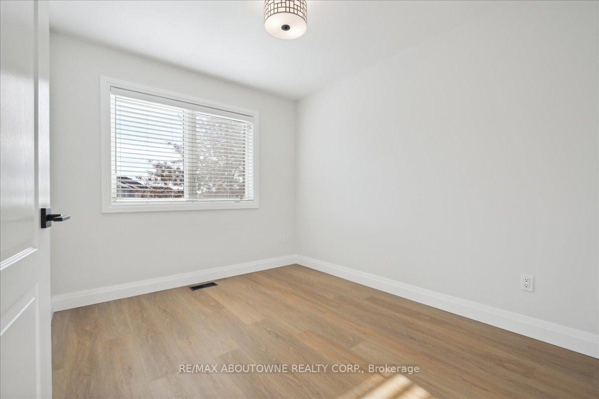 Photo 24 of 4880 Verdi Street, Burlington, Alton — HOMEH