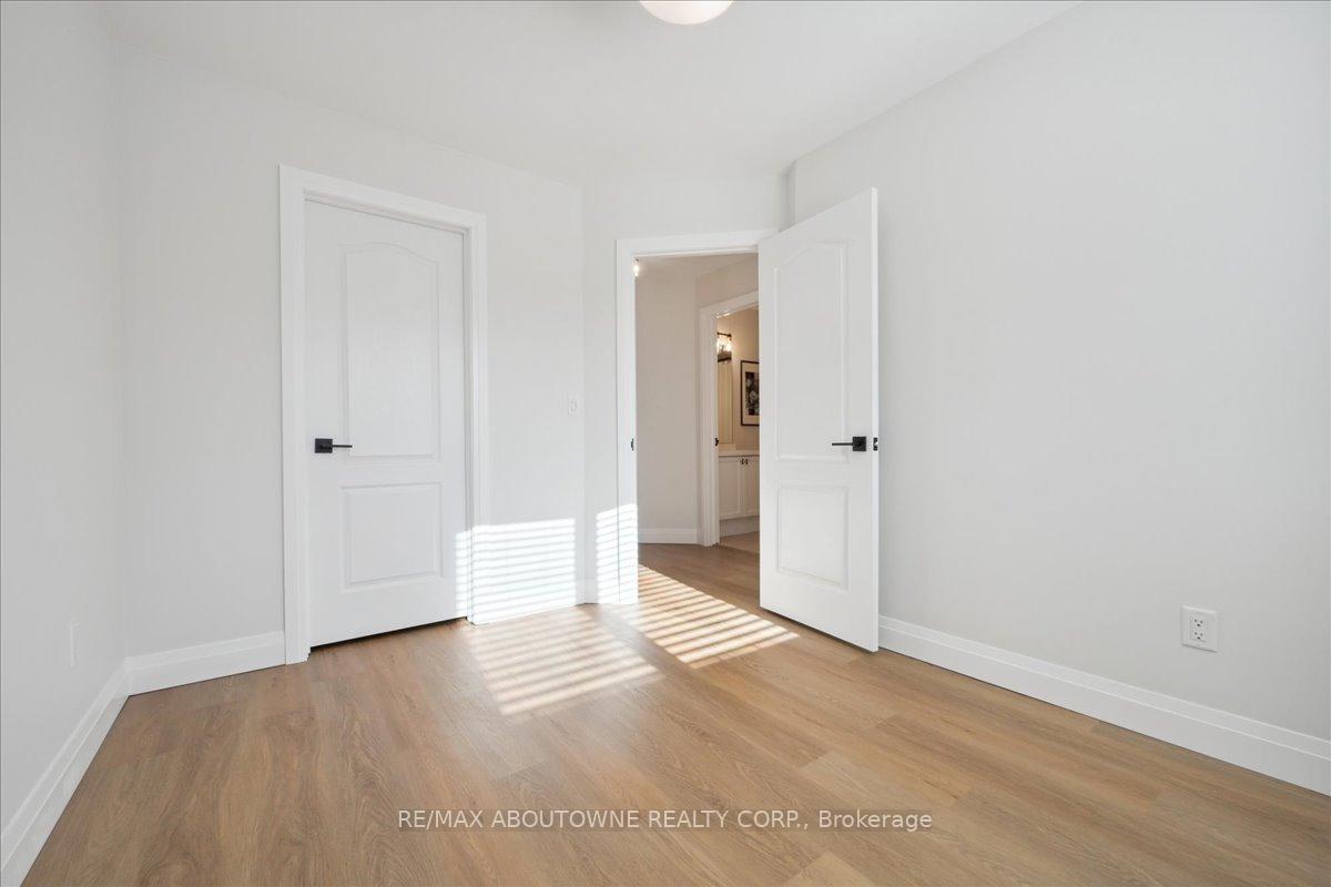 Photo 26 of 4880 Verdi Street, Burlington, Alton — HOMEH