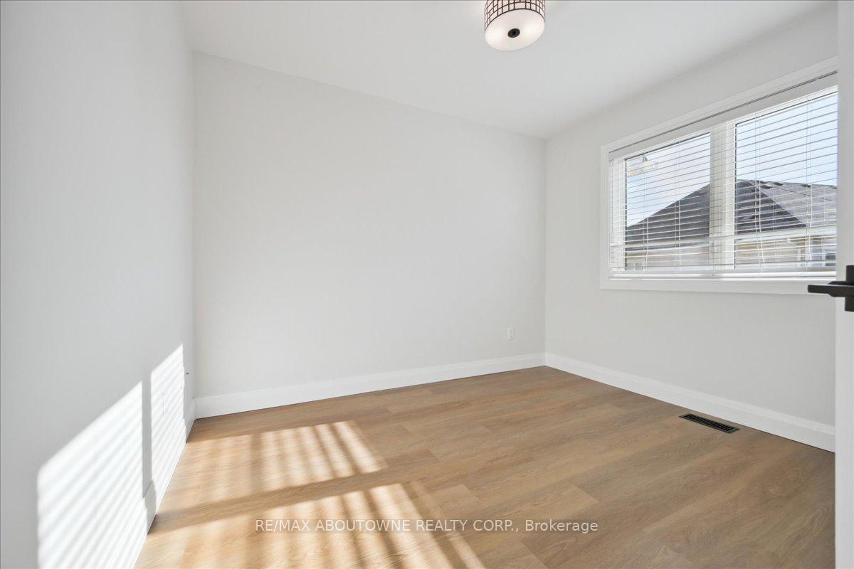 Photo 27 of 4880 Verdi Street, Burlington, Alton — HOMEH