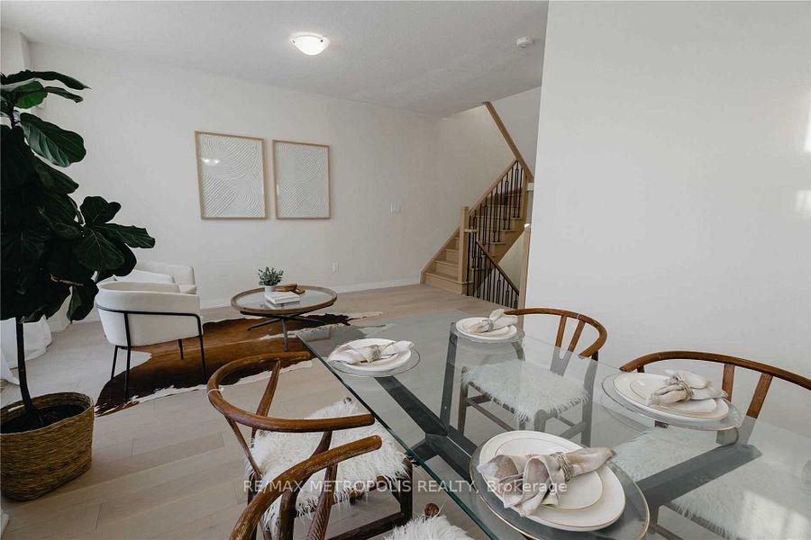 Photo 3 of Unit Upper, 21 Ravenbury Street, Brampton, Bram East — HOMEH