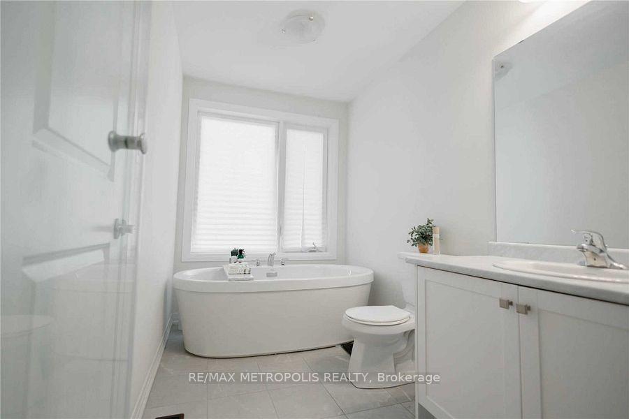 Photo 13 of Unit Upper, 21 Ravenbury Street, Brampton, Bram East — HOMEH