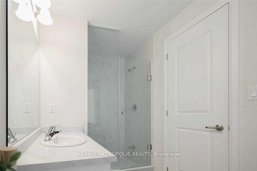 Photo 12 of Unit Upper, 21 Ravenbury Street, Brampton, Bram East — HOMEH