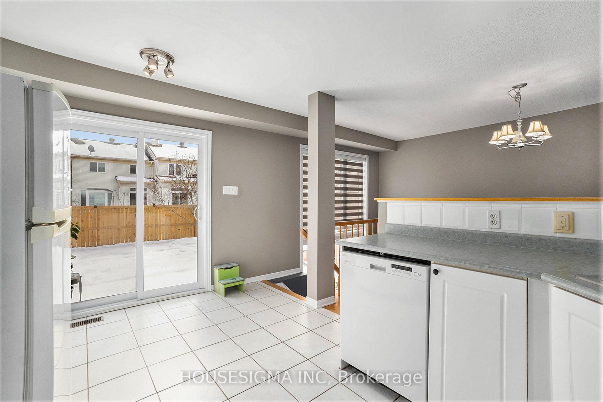 Photo 11 of 24 Claridge Drive, Ottawa, Barrhaven - Longfields — HOMEH