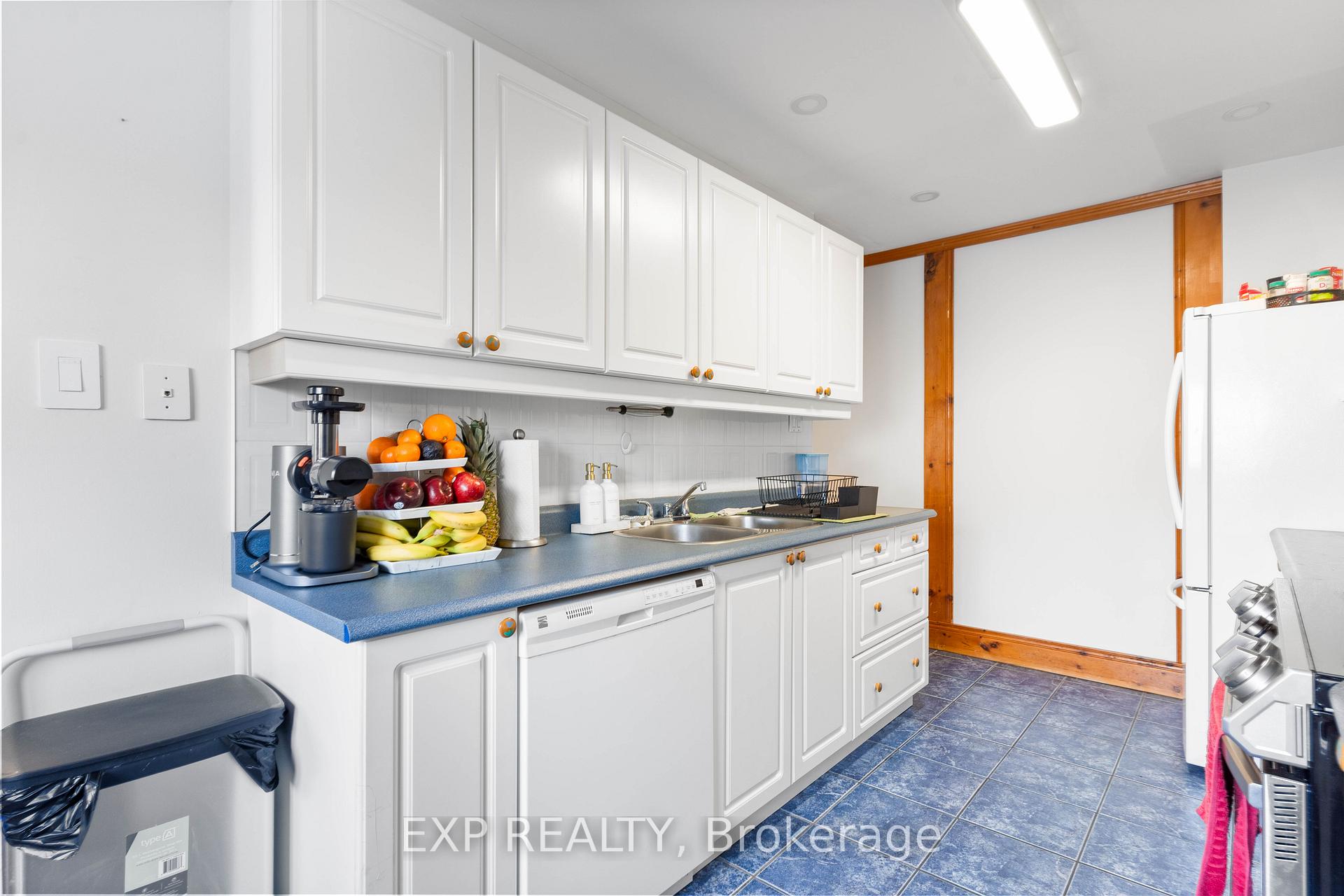 Photo 11 of 21 Hamlet Court, Brampton, Central Park — HOMEH
